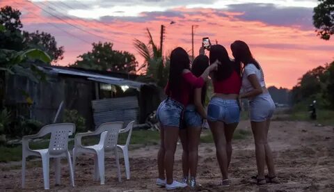 Prostitución de venezolanas en Colombia. 