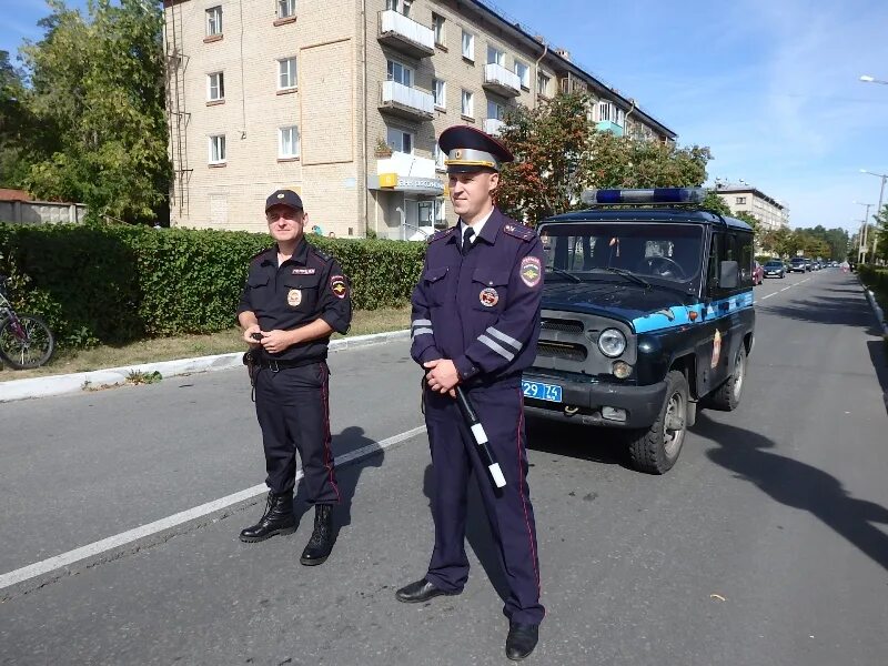 Полиция Южного Урала. Ведущий программы полиция Южного Урала. Учебка полиции Южно-Сахалинск. В Челябинская милиция 2005.