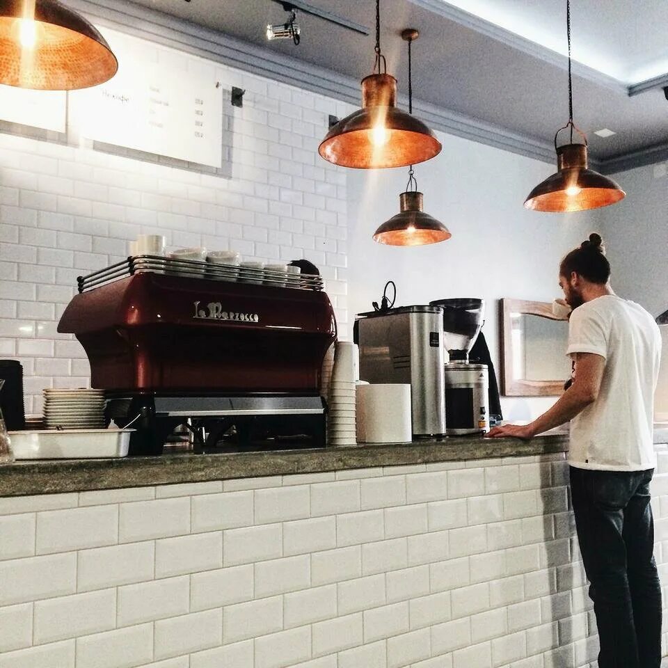 Mad espresso. Mad espresso team москва. Mad espresso team кофейня. Mad espresso team спб. Mad espresso team кофейня.