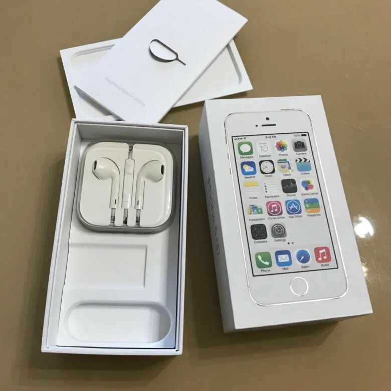 Хитрец с коробкой от айфона. Коробка айфон 5s. Iphone 12 Mini коробка. Айфон 5 коробка. Комплект iphone 5s.