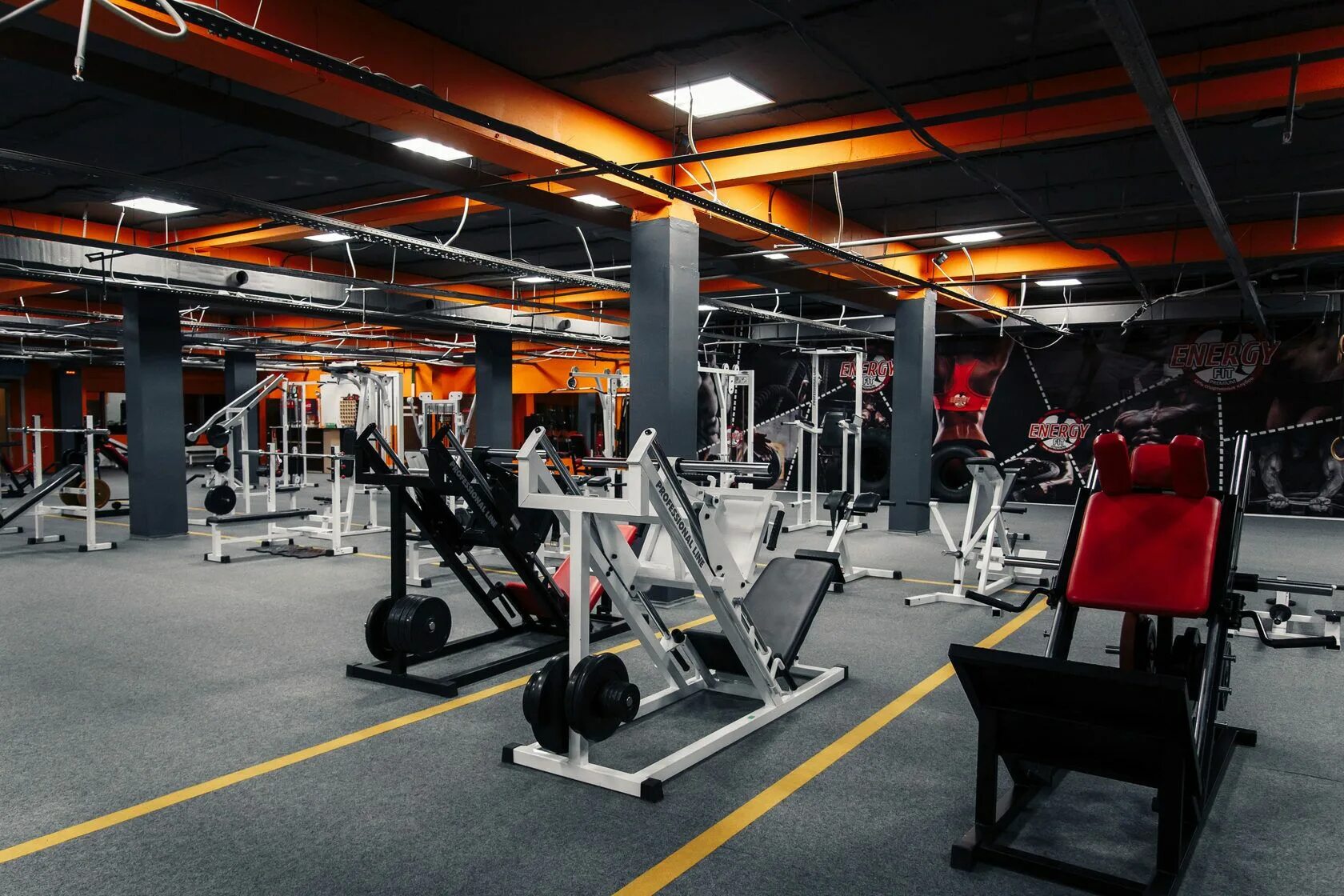 Энерджи ставрополь. Фит энерджи реж. Энерджи фит пенза берлин. Радио лого. Октябрьская 184 ставрополь.