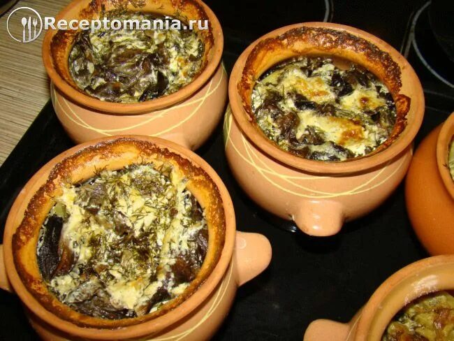 Картошка с мясом в духовке. Жаркое в горшочках. Простой рецепт. - смотреть видео