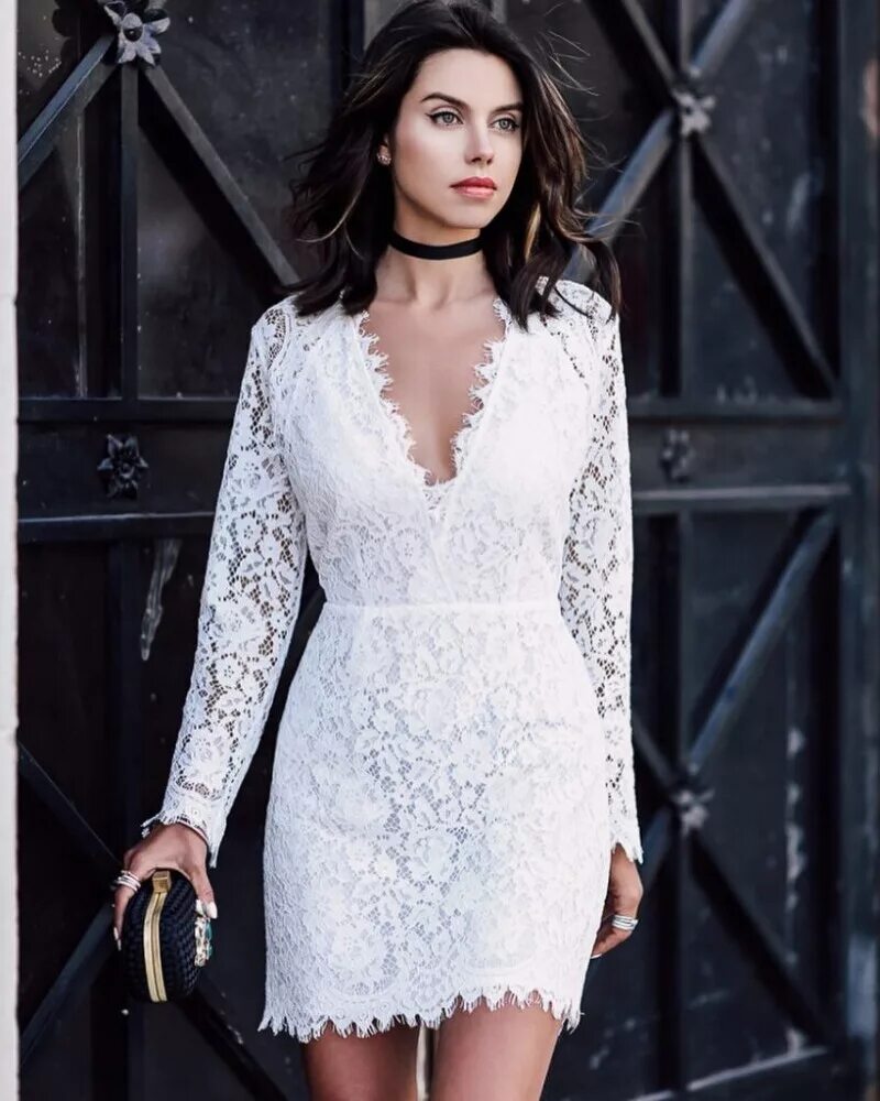 стильные платья в с кружевом. модные платья кружево. элегантное кружевное платье. стильные платья в с кружевом. модные платья кружево.