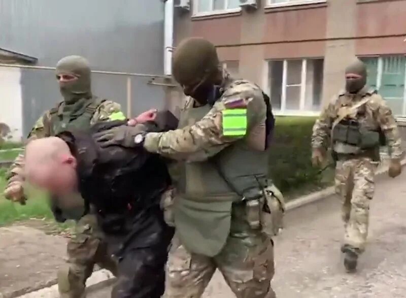 Военные арестовали человека. Осетины на Украине.