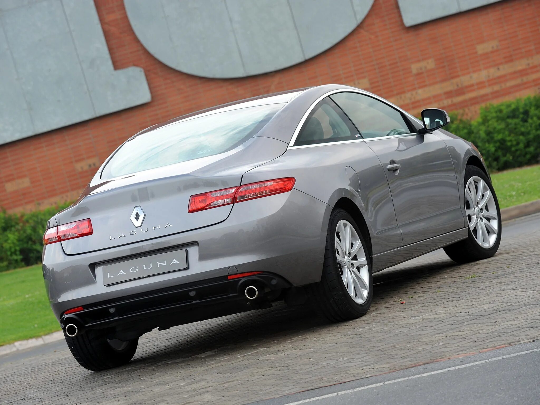 Renault laguna купить