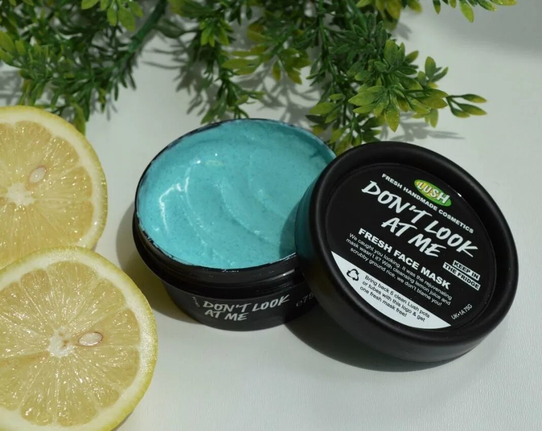 Эффективные маски отзывы. Lush маска для лица. Лицо lush. Зеленая маска для лица lush. Фреш ы маске.