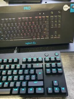 Logitech pro keyboard