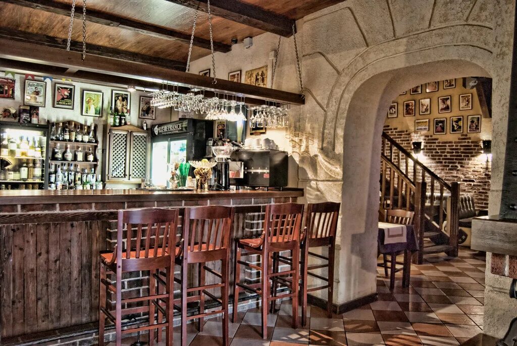 ресторан наполи в великом новгороде. ресторан иль де франс новгород. гостиница волхов великий новгород ресторан. чайхана сказка великий новгород. пряник великий новгород ресторан меню.