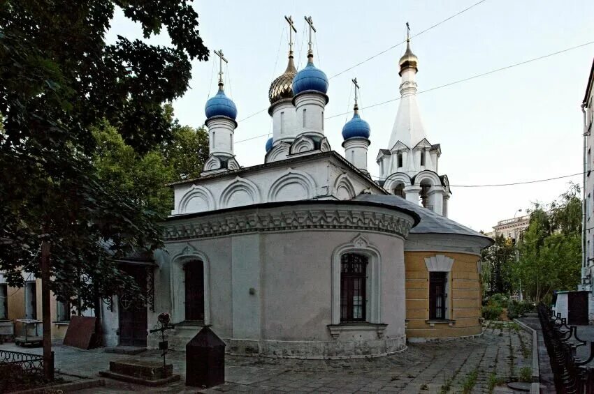 Церковь феодора смоленского. Церковь в гедеоновке смоленск. Церковь федора студита у никитских. Церковь феодора смоленского. Церковь федора стратилата на ручью великий новгород.