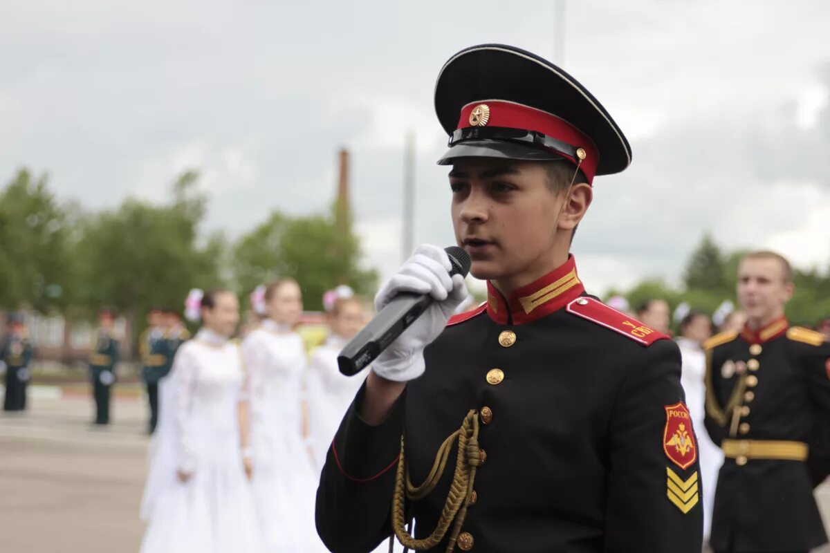 Выпуск 71. Уссурийское Суворовское военное училище. Погоны Уссурийского Суворовского училища. Терский Иван Александрович выпускник УСВУ. Уссурийское Суворовское училище арка.