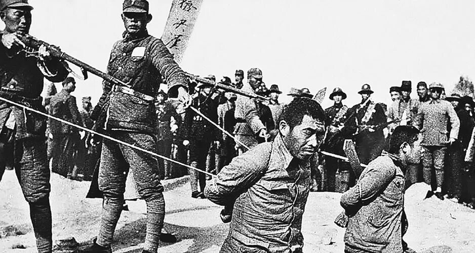 Резня в Нанкине отряд 731. Японцы Нанкинская резня. Японские офицеры в Нанкине. Японские военные преступники второй мировой войны