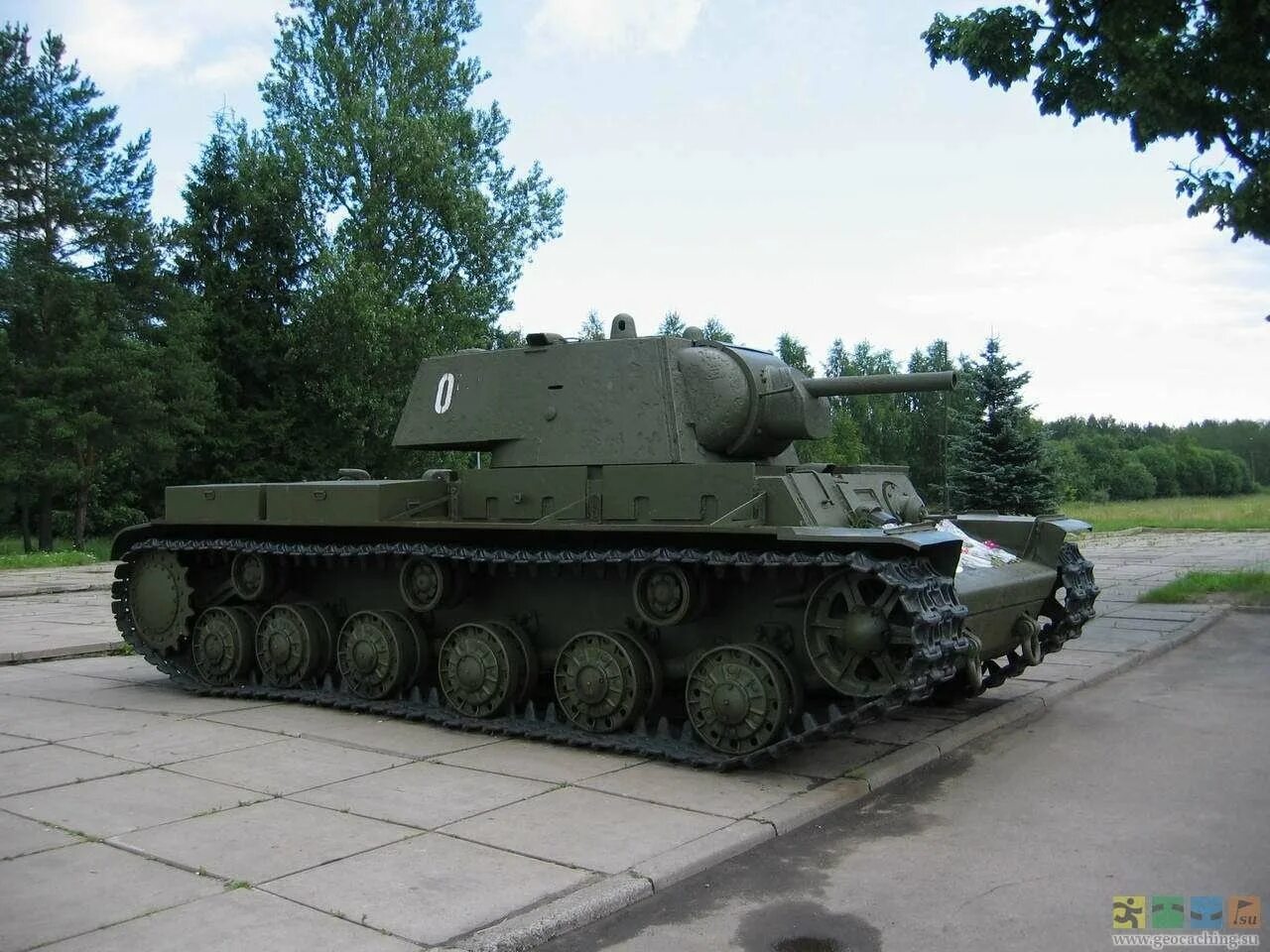 Кв 1 новосибирск. Танк кв-1 1941 года. Тяжелый танк кв-1с. Танк кв 1942 год. Танк кв-1.