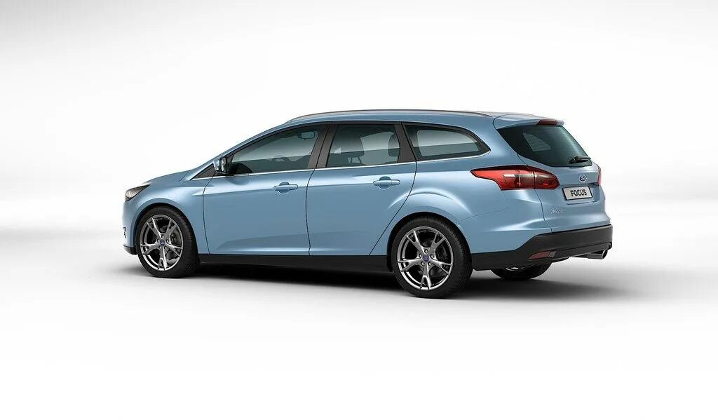 Переобувка в свои обновленные диски - Ford Focus III Hatchback, 1,6 л, 2011 года