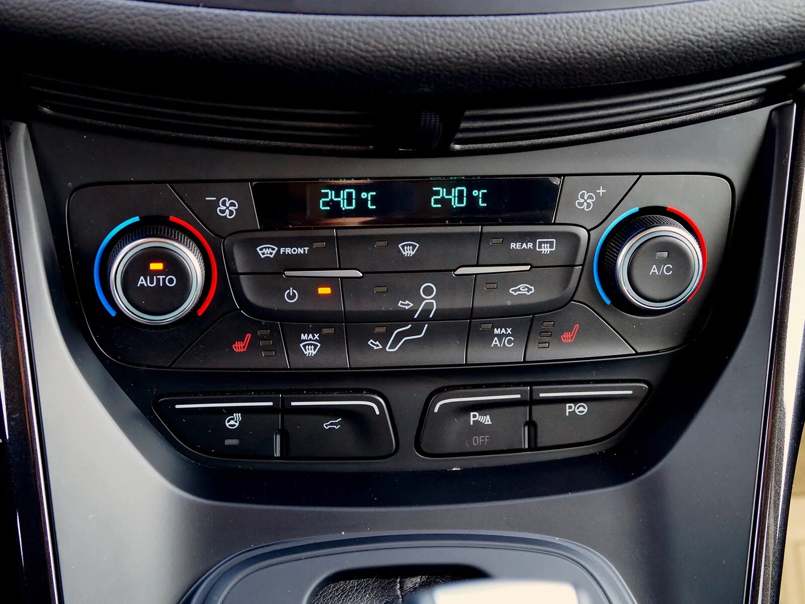 климат контроль куга 2. Ford kuga 2 распиновка круиз-контроля. Automatic climate control means simple. форд фокус 3 хэтчбек климат контроль. форд куга управление климатом.