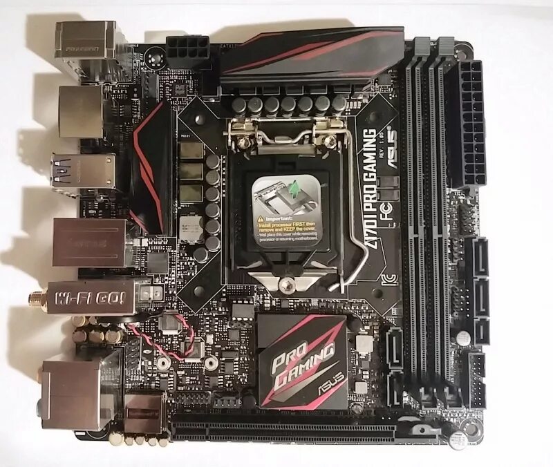 Asus z170i pro gaming. ASUS z170 Mini ITX. ASUS z170i Pro. Материнская плата ASUS z170i. Материнская плата ASUS z170i Pro Gaming.