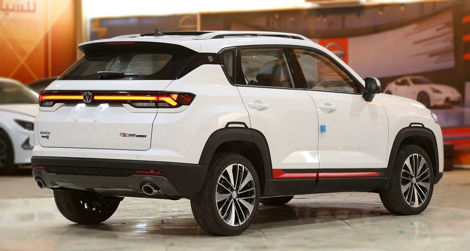 Cs35plus 2025. Changan cs35 plus 2025. машина чанган cs35 плюс. changan 35 plus new.