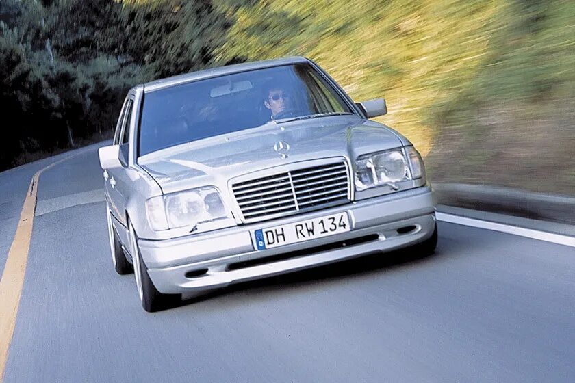 Мерс w. Мерседес бенц 124. мерседес бенц 124 кузов. mercedes w124. мерседес бенц w124 e200.