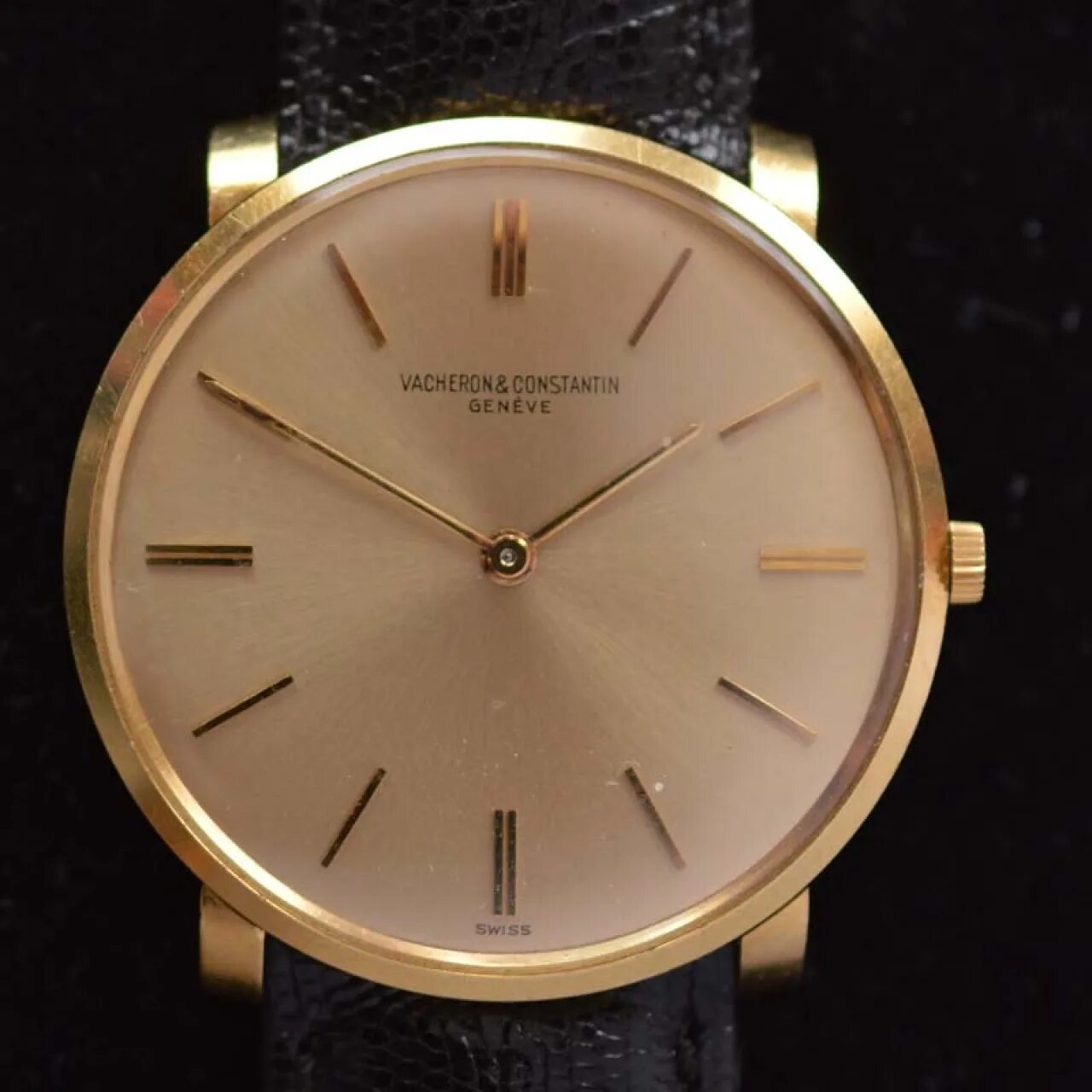 Продать vacheron constantin. Vacheron Constantin Ultra thin. Vacheron Constantin Patrimony Ultrathin. Vacheron Constantin Geneve Swiss made. Vacheron Constantin Geneve зелёные.