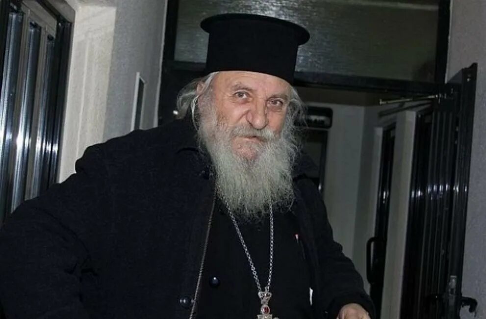 Батя ивана золо 2004. Отец иван воробьёв пстгу. Отец иван тршин деякан. Father ivan. Father ivan.