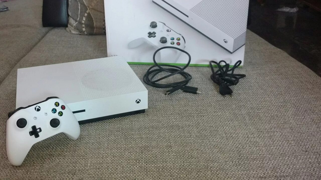 Xbox Сериес s. Xbox Series s и one s. Xbox one s Unboxing. Коробка Икс бокс Сериес с. Продажа xbox s