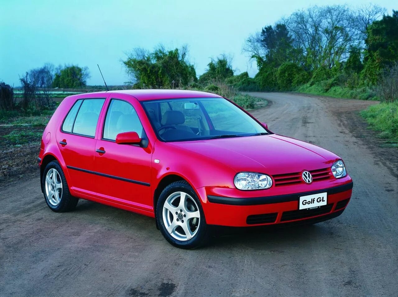 Фольксваген гольф 1998. Golf 4. Golf 4 1998. Golf 4 Red.