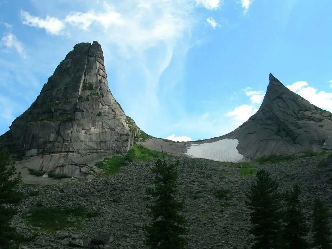 пик парабола. скала парабола ергаки. природный парк ергаки, западные саяны, гора парабола. гора парабола. гора парабола ергаки.