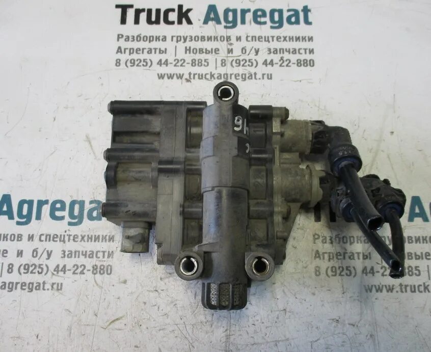 Блок клапанов горного тормоза скания 6. 1493769 клапан скания. Блок клапанов скания grs905 коробка. 1493769 клапан скания. Блок клапанов скания 4 серия.