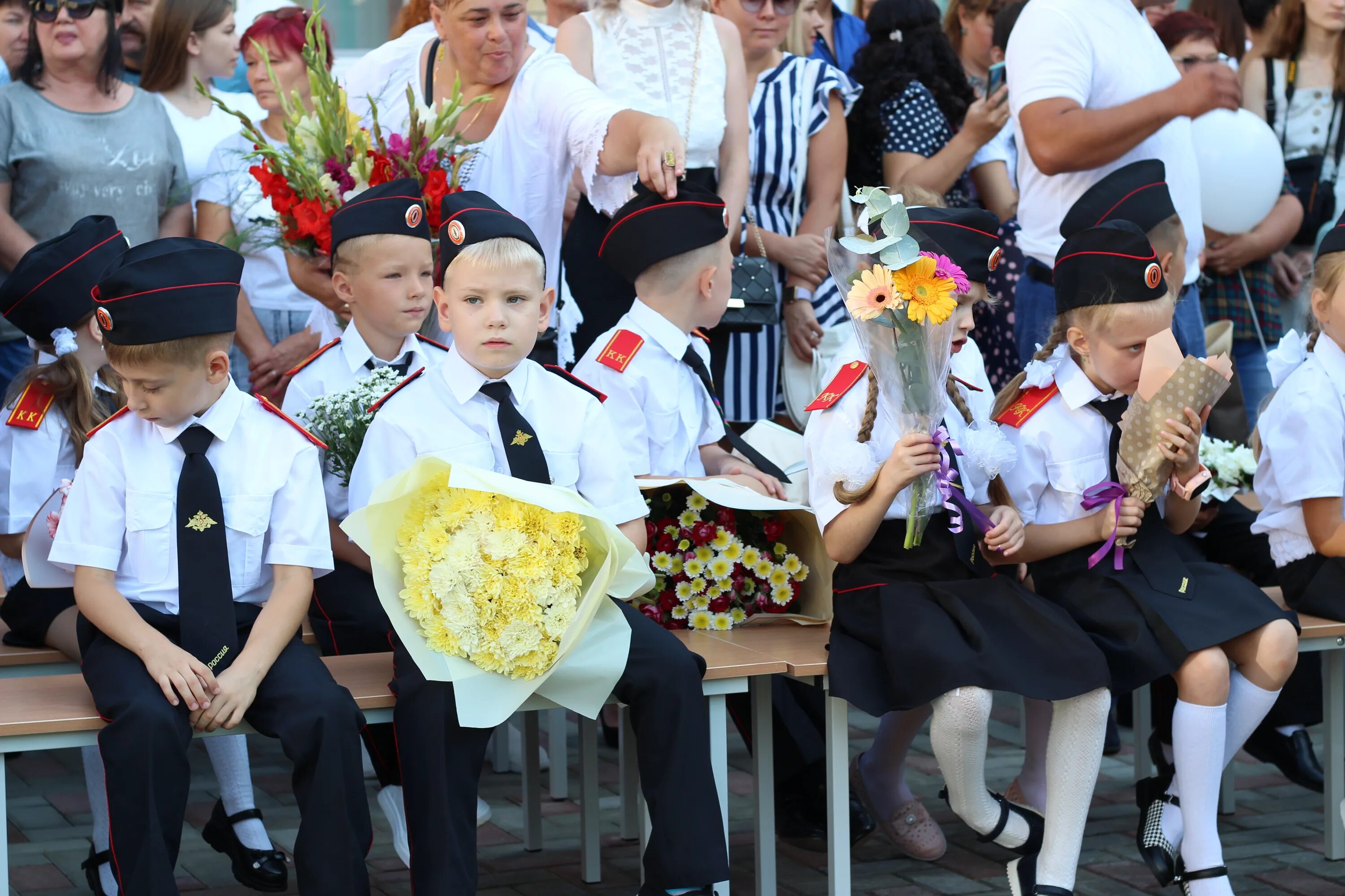 Первоклассник у тебя сегодня. Первоклашки фото. фото первоклассников.