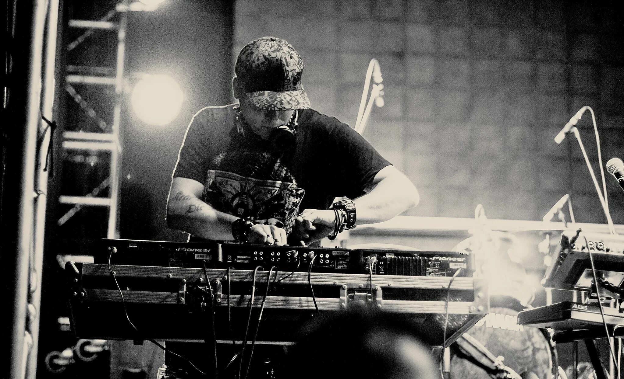 Техно индастриал группа. Stahlmann 2010. Digimortal 2022 группа. Жанр индастриал. Группа static-x 2020.