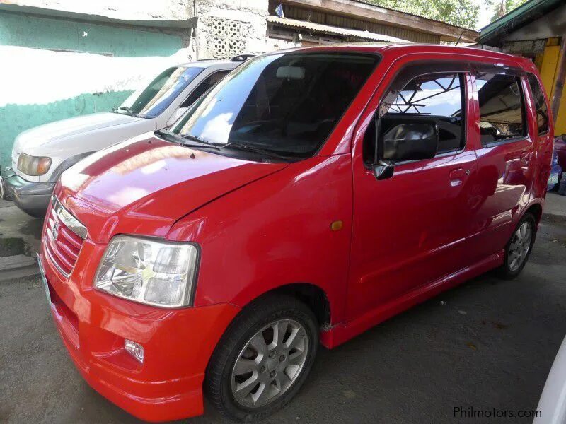 Wagon solio. Suzuki Wagon r Solio. Сузуки Солио 2002. Suzuki Wagon r 2010. Сузуки вагон р Солио 2002.