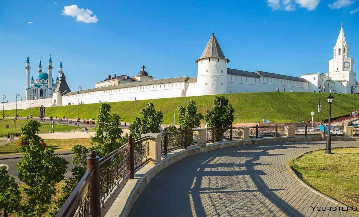 Чем известен казанский кремль. Экскурсия «Белокаменная крепость». Казанский Кремль. Казанский Кремль Казань. Белый Кремль Казань. Белокаменная крепость Казань.