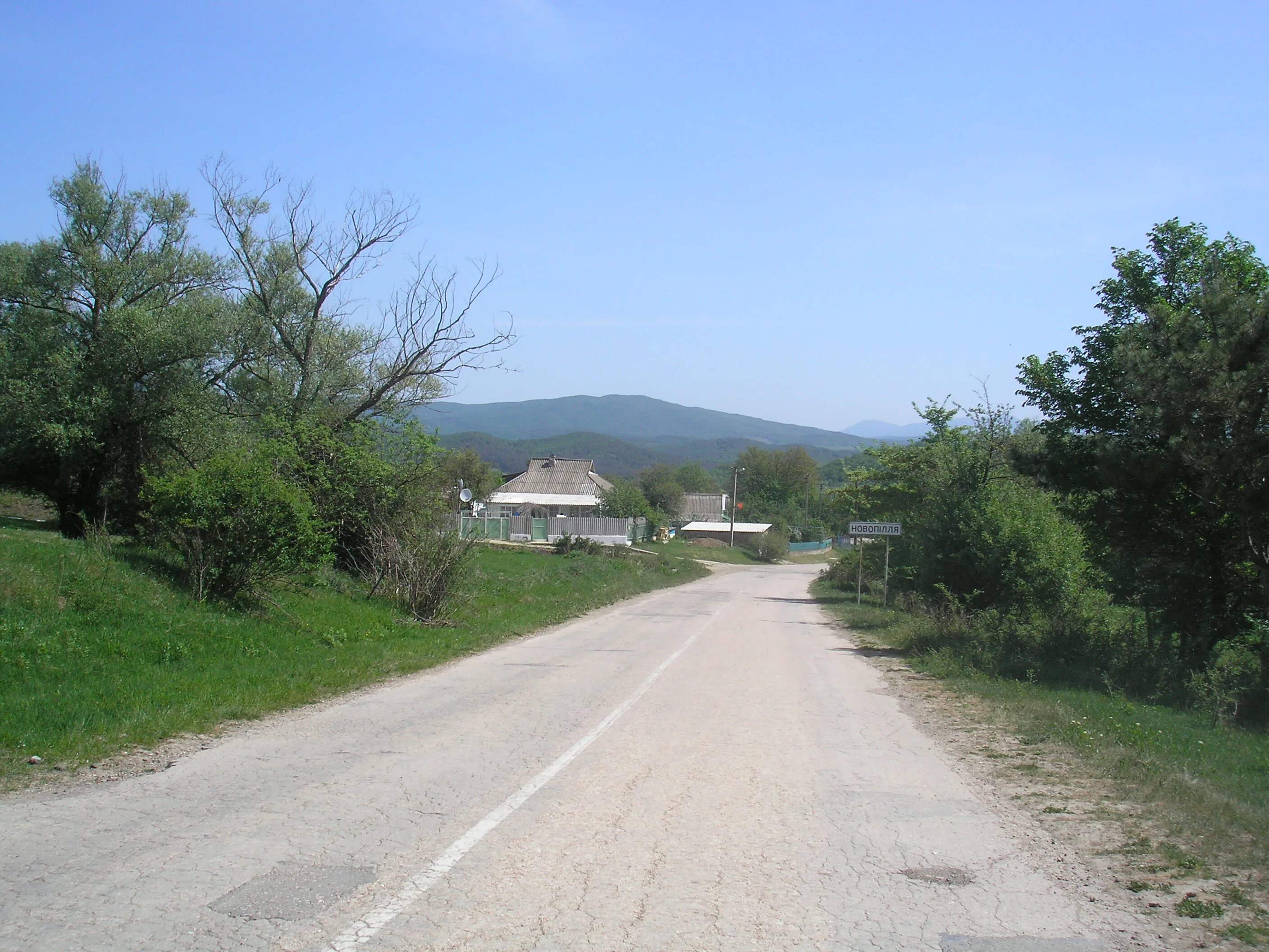 Дом голубинка. Село новополье крым. село голубинка крым.