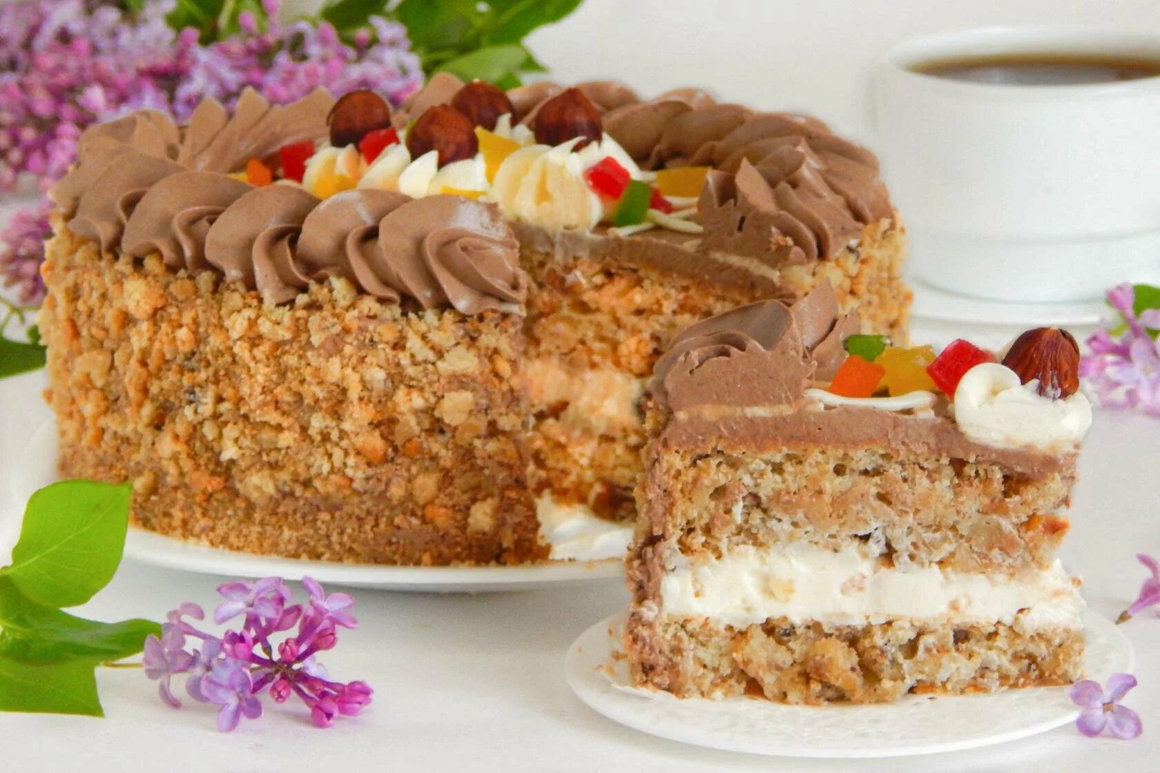 Торт киевский мирель. Киевский торт roshen. Торт воздушно ореховый киевский. Киевский торт рошен. Как выглядит киевский торт.