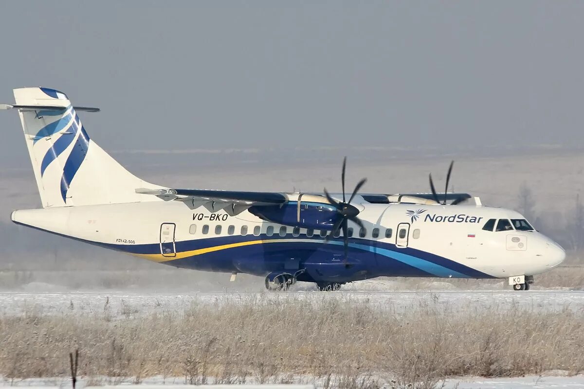 Атр 42. ATR 42-500. ATR 42 / ATR 72. АТР-42-500 самолет. ATR 42-500 КРАСАВИА.