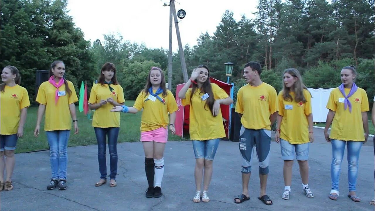 Сценка вожатых