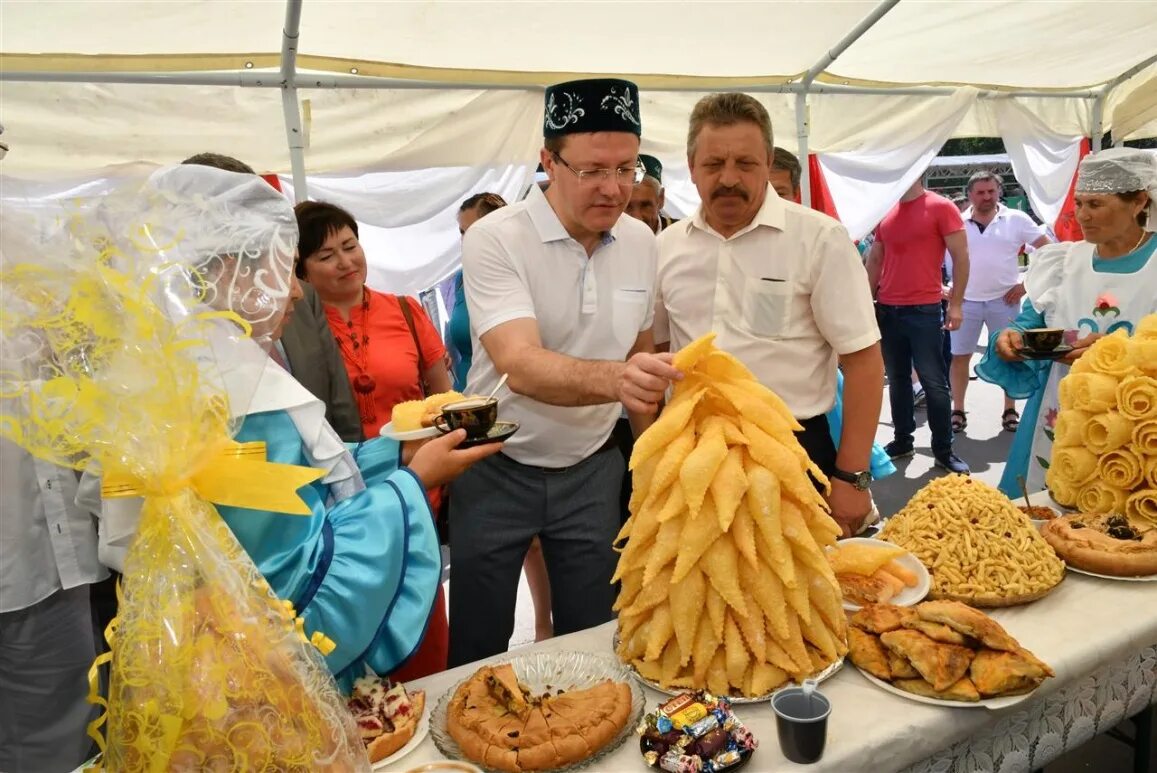 Казанский сабантуй борьба. Сабантуй самара. Сабантуй самара. Самарский сабантуй. Сабантуй самара.