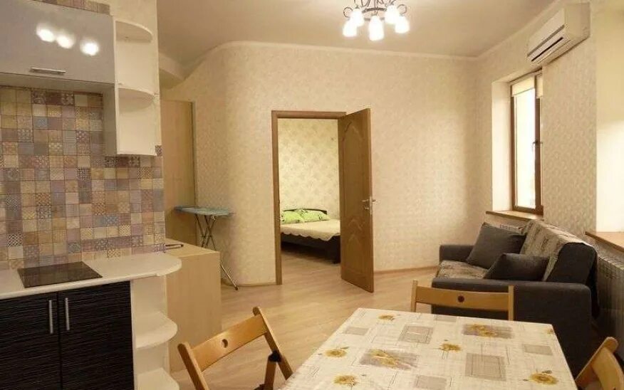 Кухня- гостиная в квартире на море. Недорогие. Студия с хорошим ремонтом. Анапа квартиры у моря. Самбурова, 236.