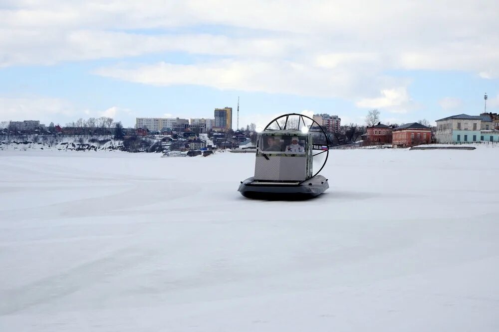 Погода в добрянке пермский на 14 дней. Площадь Добрянки Пермский край. Добрянка зимой. Набережная Добрянка. Город Добрянка Пермский край набережная.