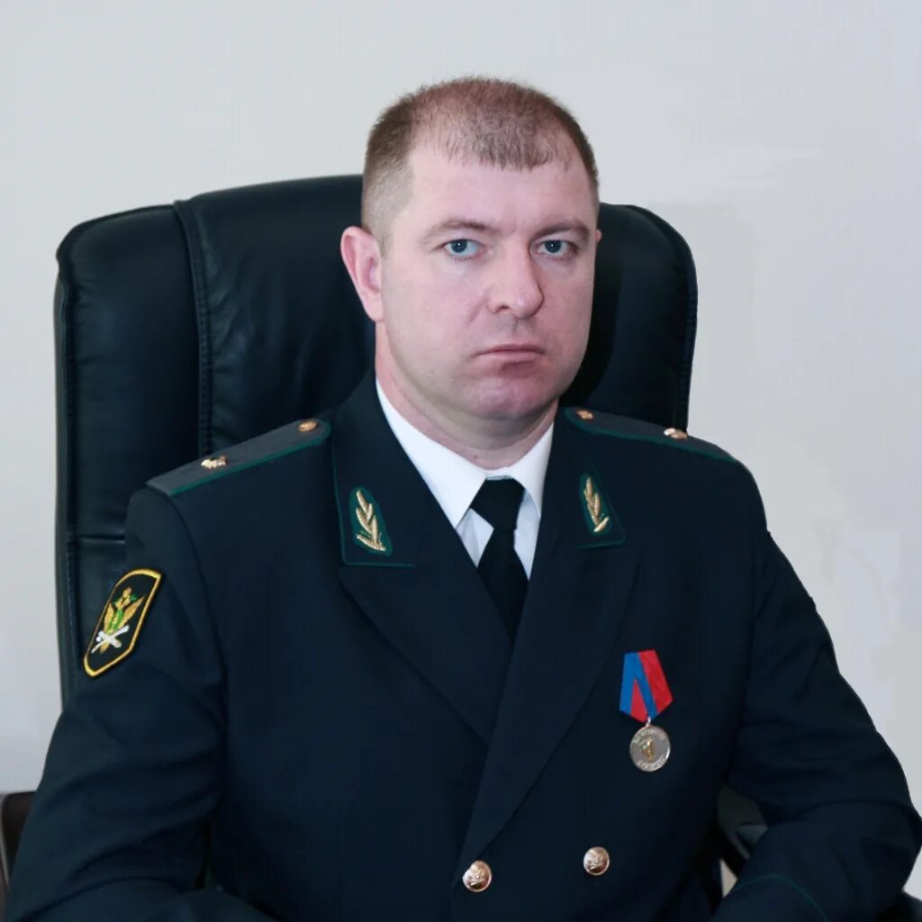 Приставы города артема. Приставы города артема. Начальник полиции артема приморского. Приставы города артема. Приставы города артема.