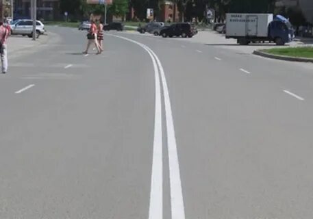 Камера на две сплошные