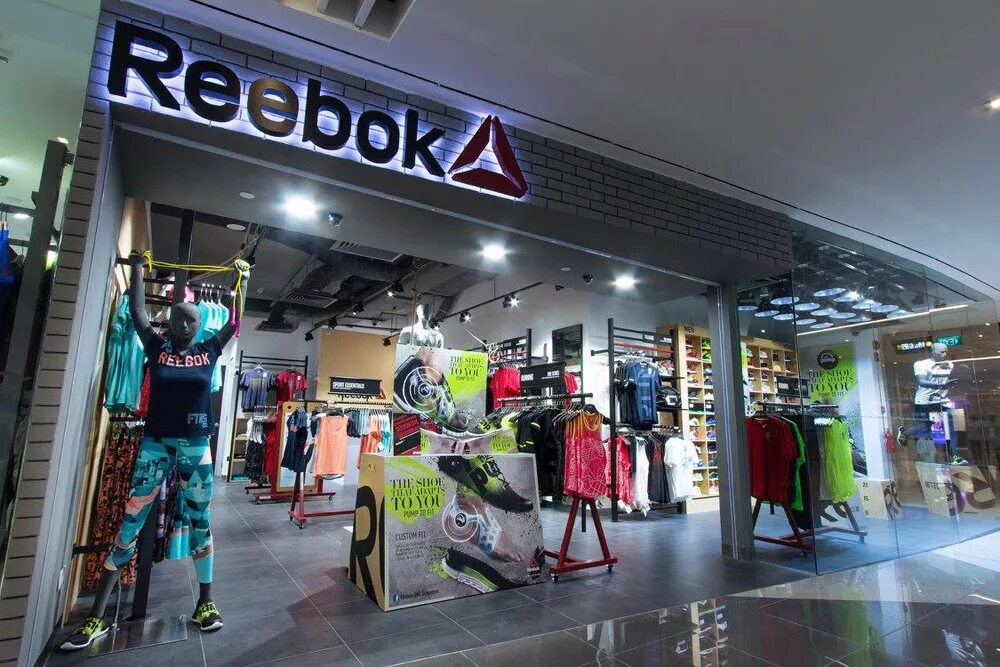 Reebok Retail. Reebok Калуга магазин. Reebok Пятигорск. Магазин спортивной одежды.