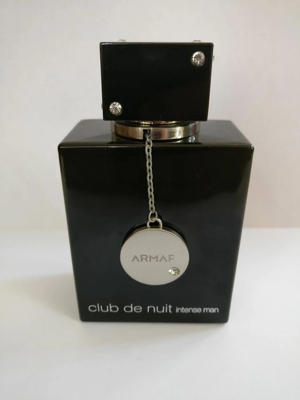 Club de nuit untold. Sterling Parfums Club de nuit intense man. Armaf Club de nuit intense. Armaf Club de nuit intense man арабский. Armaf Club de nuit intense дезодорант.