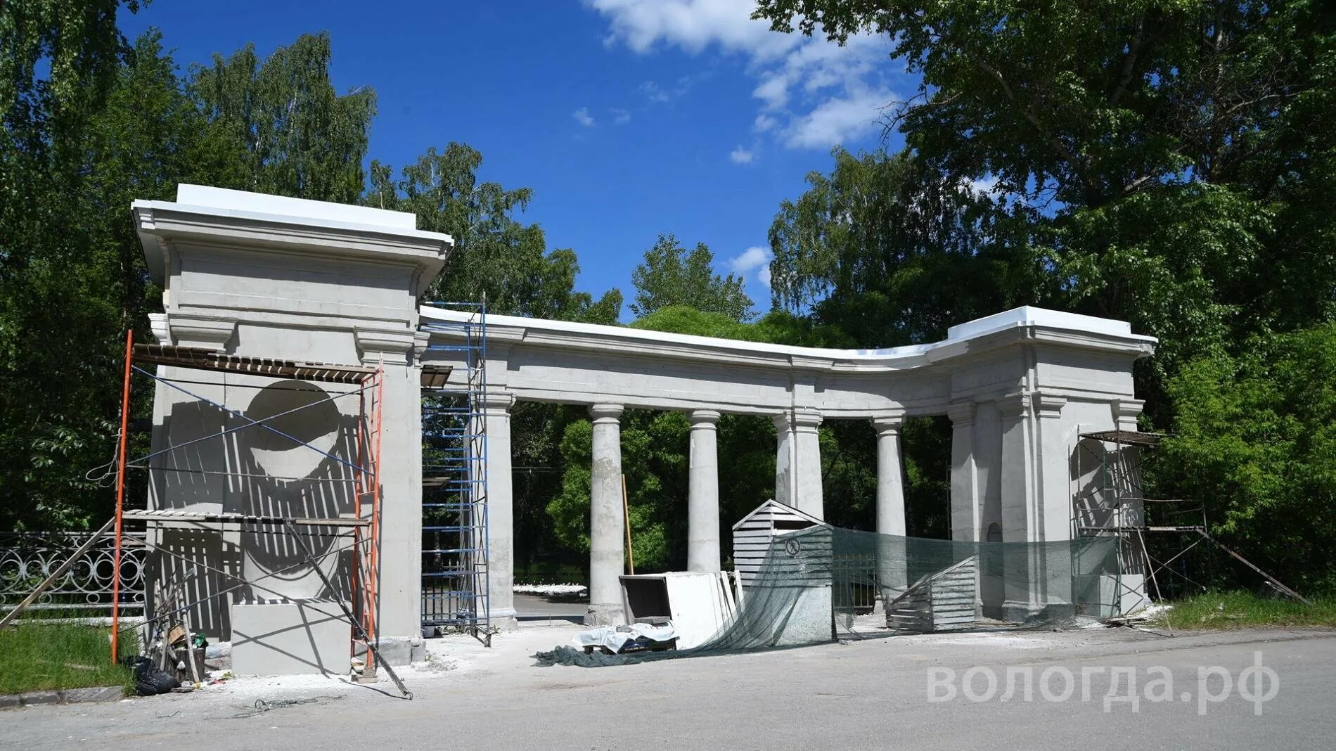 Парк ветеранов вологда 2023. Парк культуры и отдыха ветеранов труда вологда. Парк ветеранов вологда проект. Рождественский парк вологда. Парк ветеранов вологда карусели.