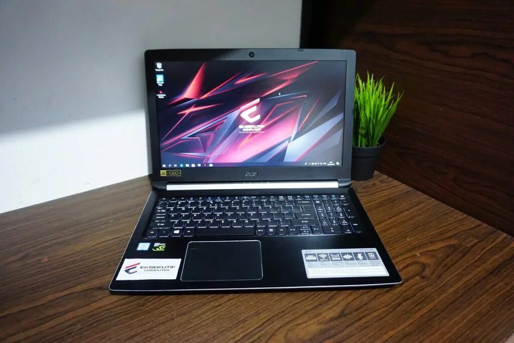 Aspire a517 51g. Acer Aspire a715-71g. Acer Aspire 7. Игровой ноутбук Acer Aspire 7. Ноутбук Acer Aspire 7 a715.