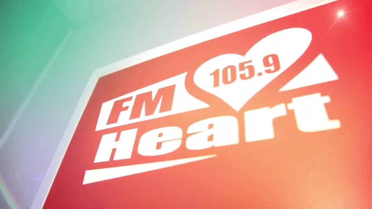 Хат ФМ 105.9 Барнаул ведущие. Heart fm Барнаул. Радио Heart fm. Радио fm Heart логотип. Юмор фм барнаул