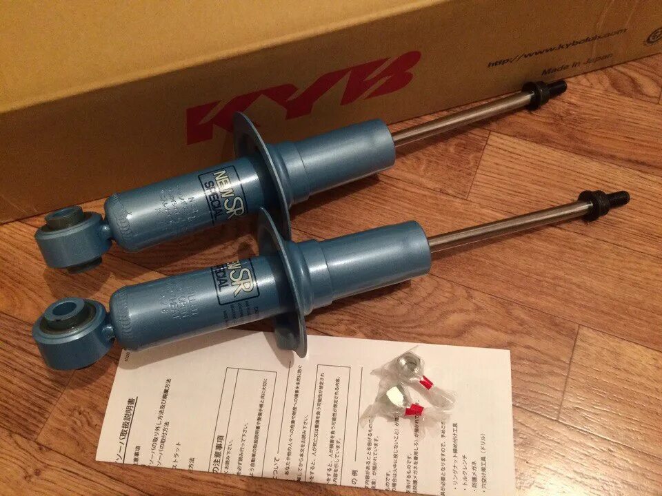 Фирма люкс авто стойки. Синяя стойка kyb subaru legacy. New sr отзывы. Kyb new sr - terrano r50. Kyb -sport nst5233r.