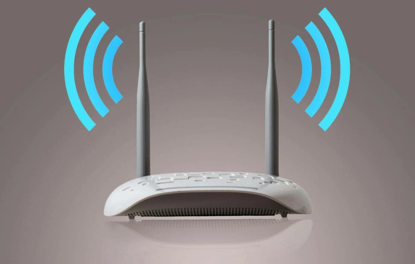 Повторитель сигнала Wi-Fi. WIFI роутер 5g. Роутер со съемной антенной WIFI. Усилитель WIFI сигнала.
