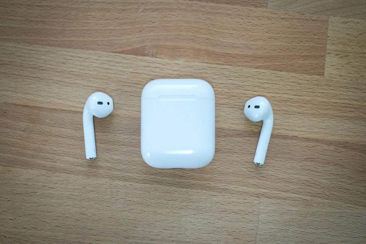 Наушники airpods 5. Аирподс 2. Наушники аирподс 1. Айрподс 2 наушники. Аирподсы про 5.