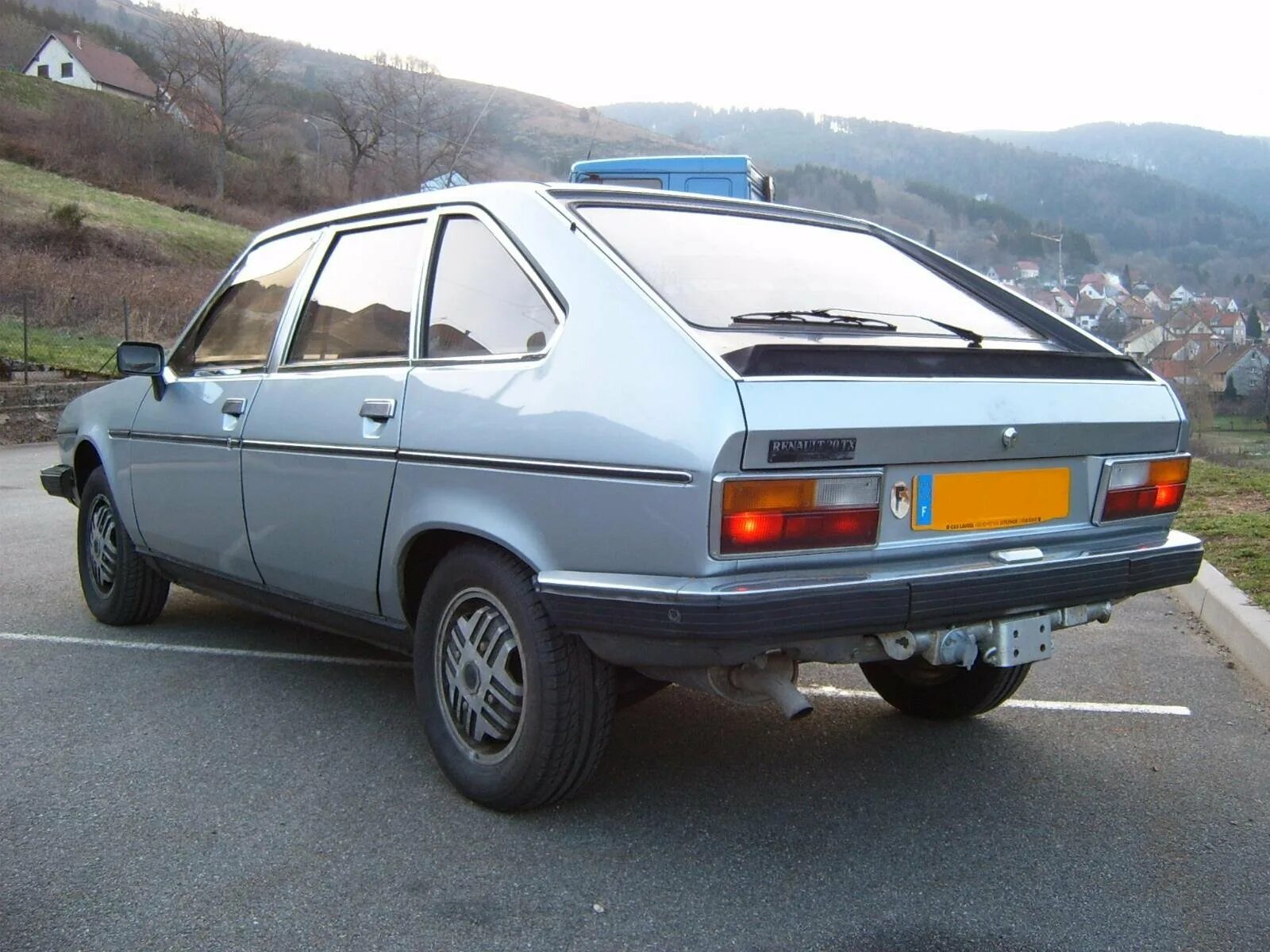 Renault 30. Renault 1975. Renault 30 1975. Renault 1978. Рено 30 St.