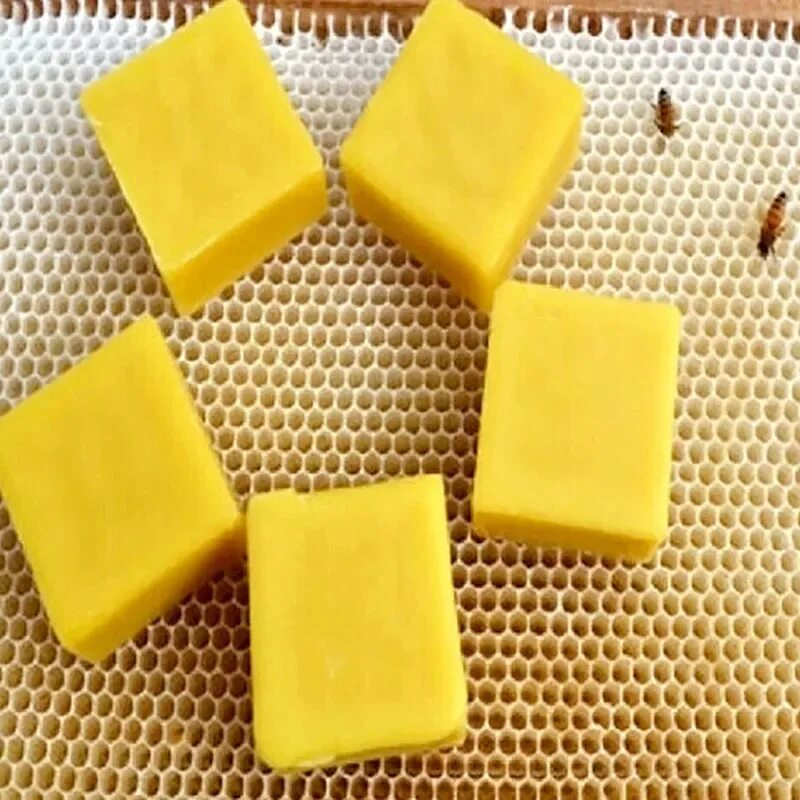 Как выглядит воск. Пчелиный воск beeswax. воск марки beewax раствор. пчелиный воск для свечей. форма для воска пчелиного.